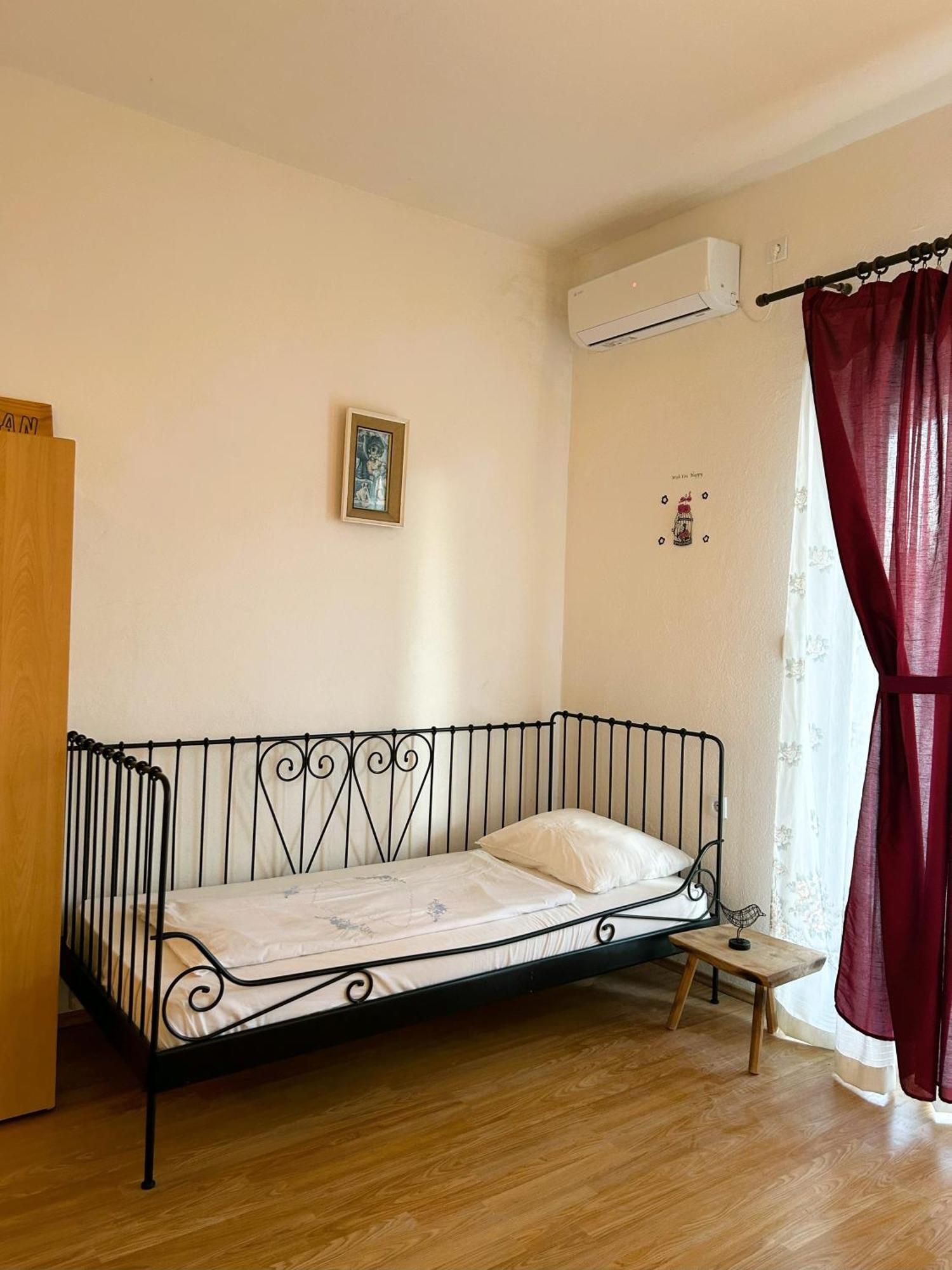 Apartments Valjan โตรกีร์ ภายนอก รูปภาพ